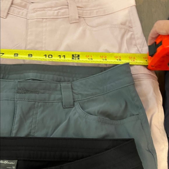 Women's Eddie Bauer short $12 each or discount for multiple purchase - Picture 10 of 16